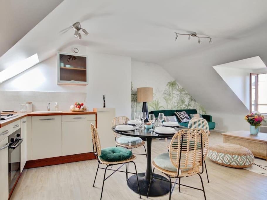 Appartement En Plein Coeur De Vannes Bagian luar foto